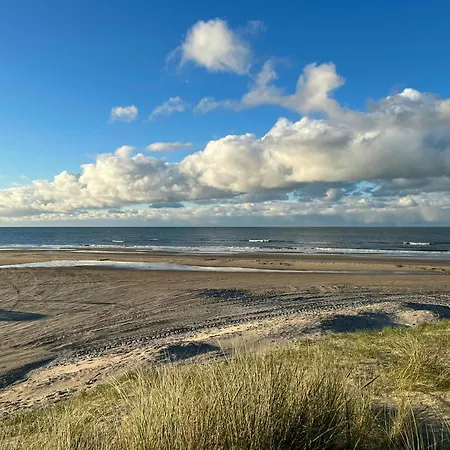 Artist's With North Sea Views Semesterbostad *